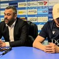 Na konferenciji Nenada Lalatovića se pojavio i on, šmekerski izašao i rekao: "Biće ispraćen kako dolikuje..."