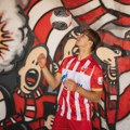 Novo priznanje za Kostova: Zvezdin biser na prestižnoj listi, a za vikend ga gledao Arsenal