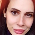 "Odakle mi bre pare za plastične operacije?!" Našu glumicu prozvali na mrežama zbog izgleda, ona im odbrusila