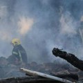 Grom izazvao požar u porodičnoj kući kod Užica: Lazići u nekoliko minuta ostali bez krova nad glavom