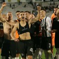 Pančevci, igra Partizan Velika navala za karte, čekalo se od ranih jutarnjih časova (foto)