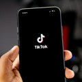 Ukrajina počinje da blokira niz TikTok kanala, uključujući Sputnjik