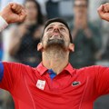 Olimpijske igre u Parizu 2024: Novak Đoković i društvene mreže - 'Evo ti moje koleno'