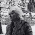 Obnovljen grob Slađane Milošević Natpis na ploči bio išaran crnom bojom, popravljena slova i očišćena farba sa…