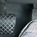 Papučica gasa na automobilima ima još jednu važnu funkciju - a gotovo da niko ne zna za nju