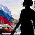 Ruskinja bila na odmoru u Severnoj Koreji: Postala medijska senzacija zbog suvenira koji je donela sa puta