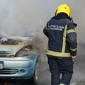 Vatra "progutala" automobil na parkingu (FOTO)