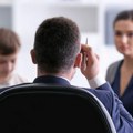 Izostanci sve više zabrinjavaju, a nisu deca u pitanju: "Dođeš, odsediš pola sata, priča se uopšteno"