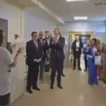 Dirljiv ispraćaj za dr Lazara Davidovića – aplauz i suze: Potpisao podršku smenjenoj dekanki Medicinskog, pa dobio otkaz VIDEO…