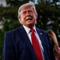 Трамп рекао да данас доноси одлуку о могућем споразуму са Ираном