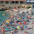 Najbrojniji gosti su iz Srbije, do 1. jula Crnu Goru posetilo 137.449 Srba