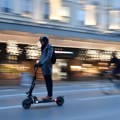 Auto i trotinet se sudarili na pešačkom, kaznu dobila oba vozača: Malo poznata pravila o vožnji ovih dvotočkaša, a evo i kada…