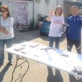 U Blacu dva štanda, različita atmosfera