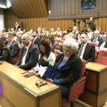 Sednica o opozivu gradonačelnika Novog Sada u senci novih incidenata