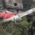 Indijske vlasti pokreću istragu o avionskoj nesreći u kojoj je poginuo 241 putnik, jedini preživeli van životne opasnosti…