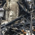 Pariz: muškarac kroz prozor spasio šestočlanu porodicu iz požara u stanu na 6. spratu