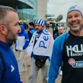 Grk birao između Žoca i Dude, pa zapevao pesmu čiju melodiju navijači Zvezde jako dobro znaju