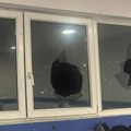 "Ne zaziru da li je noć ili: Dan!" Huligani upali na stadion FK "Zemun" i demolirali prostorije: Haos gledala deca i njihovi…