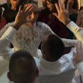 Na svadbi Lasla Đerea žurka za pamćenje: Troicki igra ispred mlade, njegova žena u transu "Moj muž u akciji"