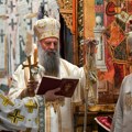 Патријарх Порфирије служио васкршњу литургију на Косову и Метохији: Присуствовао велики број верника
