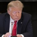 Tramp: Autokorekt Melaniju pretvarao u „Melodi“