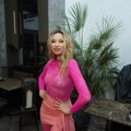 Mnogi ostanu u čudu kad saznaju koliko godina ima Rada Manojlović! Svi su mislili da je dosta mlađa, a ovo je istina