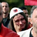 Suze zbog Tačija, protestna šetnja u Prištini i nasrtaj na sedište Euleksa