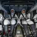 Četvoro astronauta vratilo se posle osam meseci na Zemlju (foto)