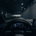 Kraj ere ogromnih ekrana: Kina zahteva povratak fizičkih dugmića u automobile - zašto?