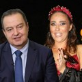 Ana Nikolić u sitne sate zapevala svoj čuveni hit, pa komentarom nasmejala prisutne: "Osećam se kao Dačić"