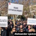 Više hiljada prosvjetara na protestu u Podgorici, najavljuju tužbe i štrajk