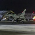 Vazdušni udari na položaje Huta u Jemenu, oglasili se Bajden i Sunak; Huti tvrde: SAD i Britanija će platiti visoku cenu