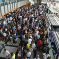 Otkazano na hiljade letova, haos na aerodromima širom Nemačke! Osoblje štrajkuje, a putnici u problemu!