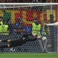 Kosta obrisao Ronaldu suze, Portugalija izbacila Sloveniju posle penale
