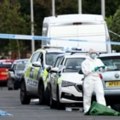 Britanska policija uhapsila tinejdžera koji je izbo nožem devet lica, uglavnom dece