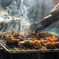 Da li je moguće?! DžAK ćumura kao ručak U restoranu! Građani ogorčeni cenom, ovo je suluda cifra