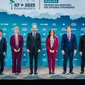 Lideri G7 okupljaju se na samitu u kanadskoj provinciji Ontario