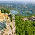 Završena saobraćajnica ka vrhu Kablara - Upotrebna dozvola za vidikovac "u narednim danima"