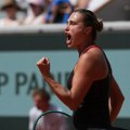 Dominacija Sabalenke: Zakazala duel sa Osakom, kraj za Ivu Jović na Rolan Garosu