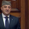 Poslanik SNS na sednici Skupštine: „Da li će srpsko Tužilaštvo za ratne zločine ispitati Tonina Piculu?“