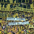 Navijači parkirali tenk ispred stadiona: Pristalice Borusije Dortmund poslale jasnu poruku upravi kluba!