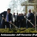 Američka ambasada na Kosovu odala počast preminuloj ambasadorki Tini Kaidanow