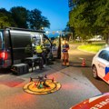 Devojčica sela za volan, udarila automobilom u porodičnu kuću; Pored je sedeo otac
