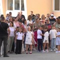 Radost, smeh, strah i trema – kako deca doživljavaju polazak u prvi razred