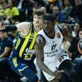 Partizan ima za čime da žali: Crno-beli pali u završnici – pobeda Fenerbahčea za potvrdu prvog mesta na tabeli!