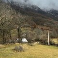 Drama kod Plužina: Šumska zver prišla kućama, a zatim krenula na rendžere – morali su da pucaju