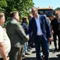 Vučić obilazi završne radove na modernizaciji puta između Gornjih i Donjih Sinkovaca