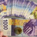 Zaplenjeno neprijavljenih 65.000 švajcarskih franaka na Horgošu