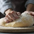 Najbrže testo na svetu pravi se od samo 3 sastojka, a ne treba mu ni kvasac