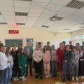 Učenici i mališani iz vrtića u poseti Opštini Čajetina u okviru Dečje nedelje